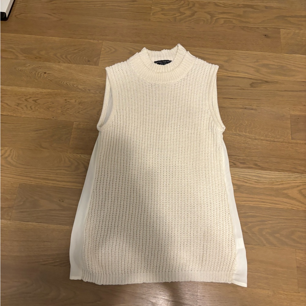 Central Park west cream chunky knit vest size medium